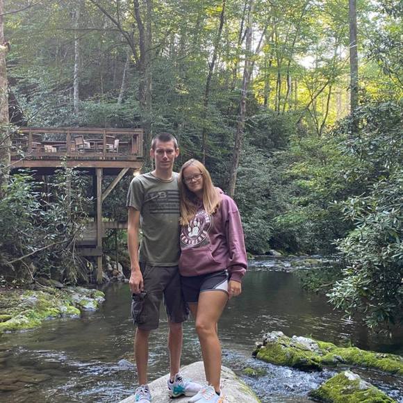 Meet your Posher, Josh - Picture 1 of 1